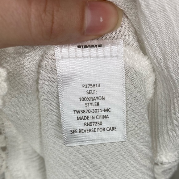 SOLD - Crave Fame Off The Shoulder White Long Sleeve - Picture 5 of 5